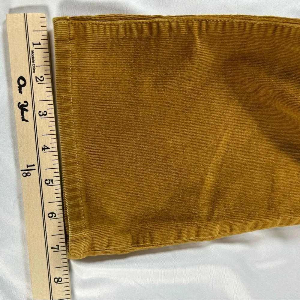 J.‎ Crew Women’s Golden Mustard Corduroy Flat Front Pants, size 30